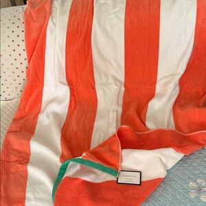 Charter Club Vibrant Orange and White Beach Towel 100% Cotton